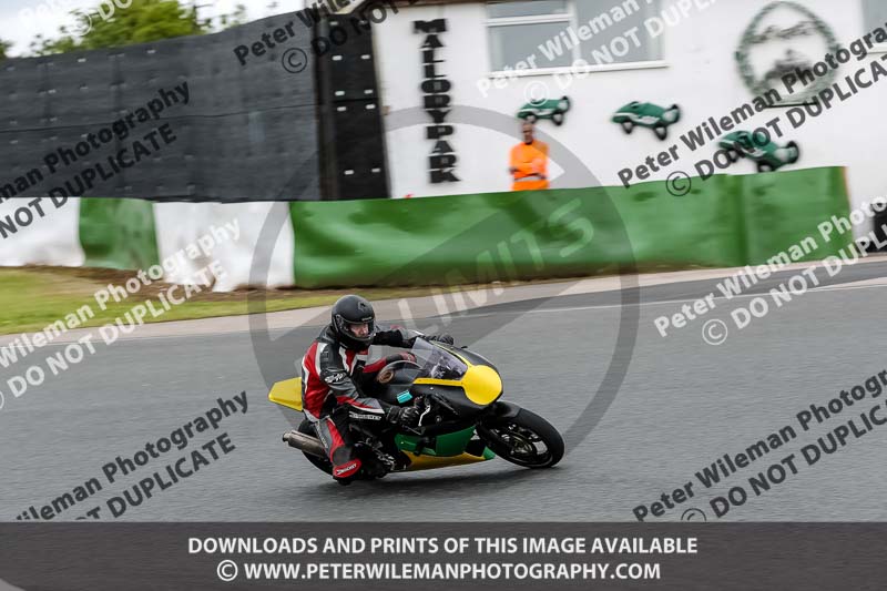 enduro digital images;event digital images;eventdigitalimages;mallory park;mallory park photographs;mallory park trackday;mallory park trackday photographs;no limits trackdays;peter wileman photography;racing digital images;trackday digital images;trackday photos